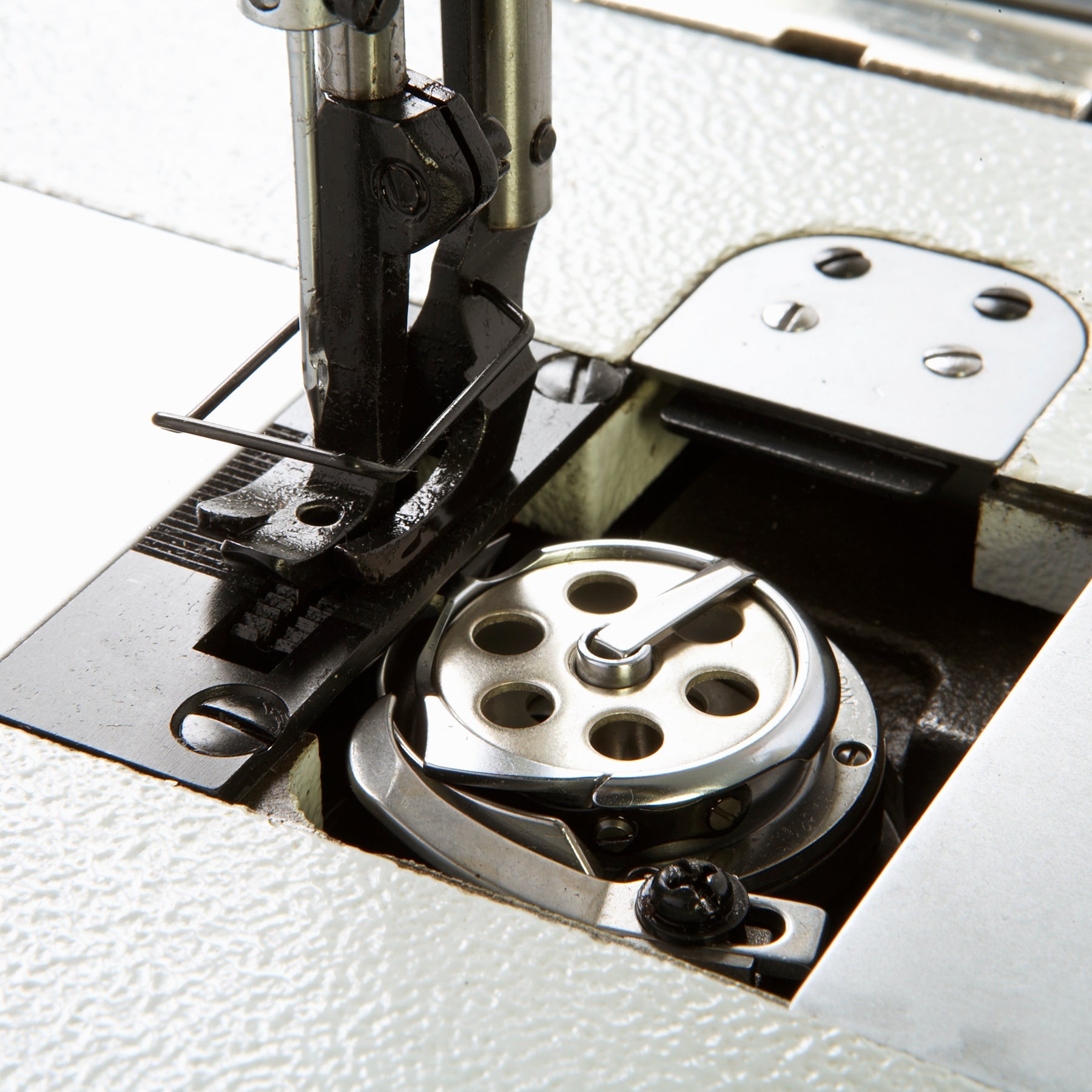 25" Long Arm Walking Foot Sewing Machine - reliablecorporation.com